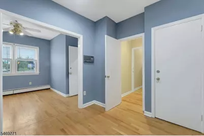 343 Wagaraw Rd, Hawthorne, NJ 07506 - Photo 6
