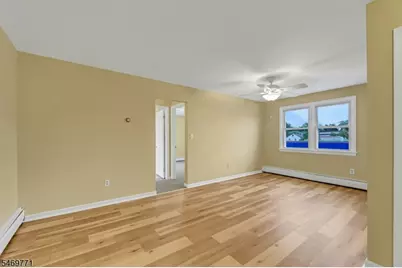 343 Wagaraw Rd, Hawthorne, NJ 07506 - Photo 30