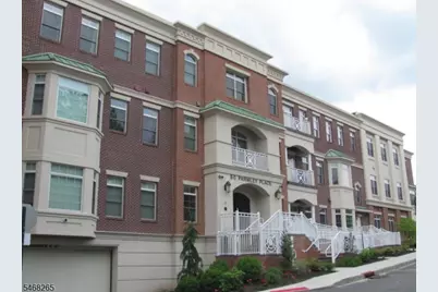 50 Parmley Pl  Unit #105, Summit, NJ 07901 - Photo 10