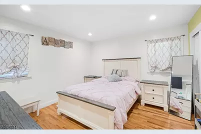 417 Jefferson Ave, Dunellen, NJ 08812 - Photo 18
