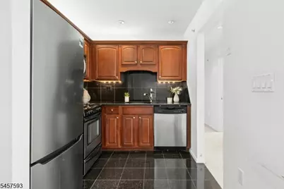 22 Cellar Avenue, Clark Township, NJ 07066 - Photo 14