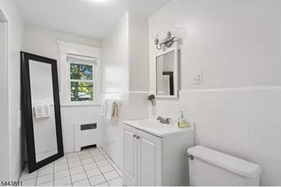 2 Woodland Rd, Maplewood Twp., NJ 07040 - Photo 28
