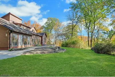 34 Lord William Penn Dr, Morris Township, NJ 07960 - Photo 4