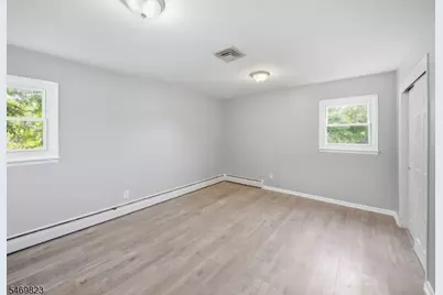 66 Lockwood Pl, Clifton, NJ 07012 - Photo 34