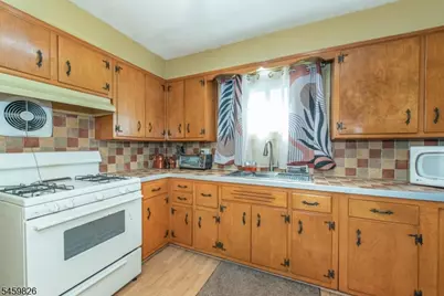 170 Rockaway Ave, Rockaway, NJ 07866 - Photo 8