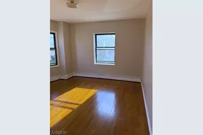 5 Harvard St, East Orange, NJ 07018 - Photo 2