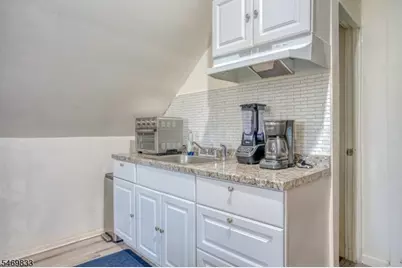 906 Roselle St, Linden, NJ 07036 - Photo 2