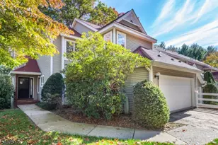 60 Red Oak Terrace, Jefferson Township, NJ 07438 - Photo 2