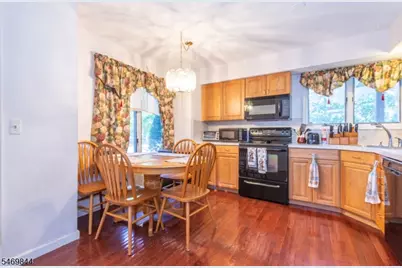 60 Red Oak Ter #60, Jefferson Township, NJ 07438 - Photo 12