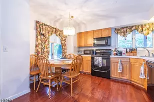 60 Red Oak Terrace, Jefferson Township, NJ 07438 - Photo 12