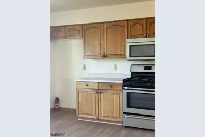 180 Arlington Ave, Clifton, NJ 07011 - Photo 20