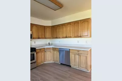 180 Arlington Ave, Clifton, NJ 07011 - Photo 22