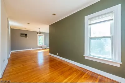 33 Monroe Pl #3, Bloomfield, NJ 07003 - Photo 4