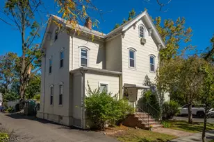 33 Monroe Pl, Bloomfield, NJ 07003 - Photo 1