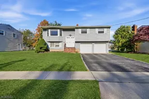 75 Tammy Pl, Woodbridge Township, NJ 08830 - Photo 1