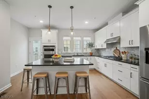 9 Haralson Ct, Livingston, NJ 07039 - Photo 8