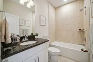 9 Haralson Ct, Livingston, NJ 07039 - Photo 22