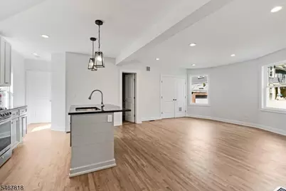 113 Brook Ave, North Plainfield, NJ 07060 - Photo 8