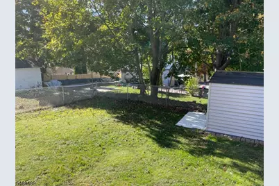 66 New York Ave, Jefferson Township, NJ 07849 - Photo 4