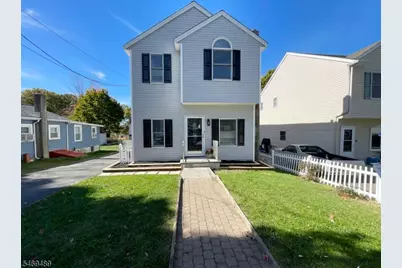 66 New York Ave, Jefferson Township, NJ 07849 - Photo 2