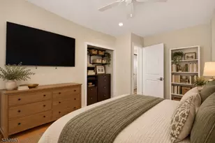 37 Gray St, Montclair, NJ 07042 - Photo 14