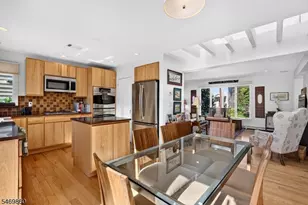 37 Gray St, Montclair, NJ 07042 - Photo 6