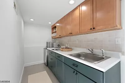 484 E Main St, Somerville, NJ 08876 - Photo 26