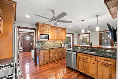 14 Balsam Pkwy, Sparta Township, NJ 07871 - Photo 18