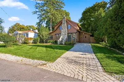 14 Balsam Pkwy, Sparta Township, NJ 07871 - Photo 4