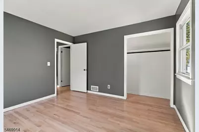 304 Lilac Ct, Bridgewater, NJ 08807 - Photo 18