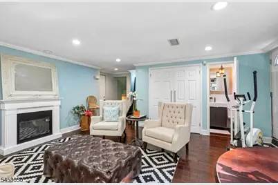 42 Emeline Dr, Hawthorne, NJ 07506 - Photo 40