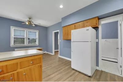 343 Wagaraw Rd, Hawthorne, NJ 07506 - Photo 14