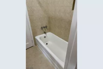 10N Ridgewood Rd North #4, South Orange, NJ 07079 - Photo 8