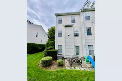 456 Hartford Dr, Nutley, NJ 07110 - Photo 4