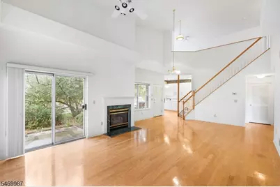 45 Four Oaks Rd, Bedminster Township, NJ 07921 - Photo 4