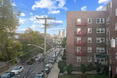 33 62nd St #5, West New York, NJ 07093 - Photo 10