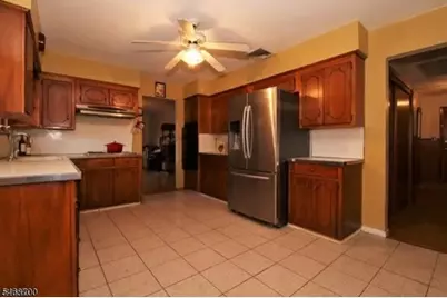 9 Belvedere Ave, Wanaque, NJ 07465 - Photo 4