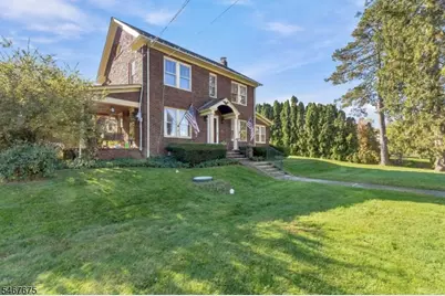 22 Hillcrest Ave, Washington Township, NJ 07882 - Photo 2