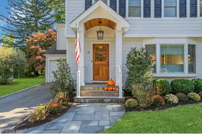 37 Fairview Ave, Summit, NJ 07901 - Photo 2