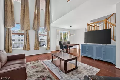 7 Caroline Foster Ct, Morris Township, NJ 07960 - Photo 2
