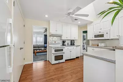 609 E Prospect St, Hackettstown, NJ 07840 - Photo 10