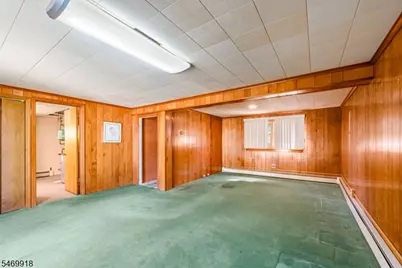 10 Barton Ln, Hopatcong, NJ 07843 - Photo 14