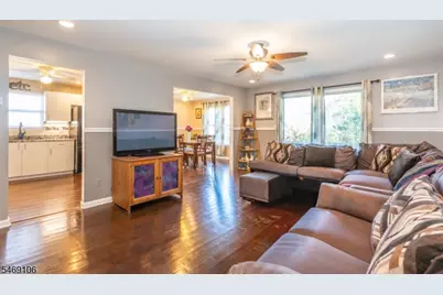 7 Sharon Dr, East Hanover Township, NJ 07936 - Photo 8