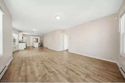 73 Planten Ave, Prospect Park, NJ 07508 - Photo 8
