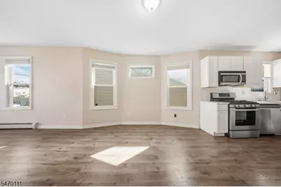 73 Planten Ave, Prospect Park, NJ 07508 - Photo 10