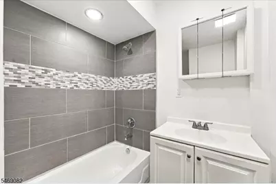 55 N 7th St #1A, Newark, NJ 07107 - Photo 4