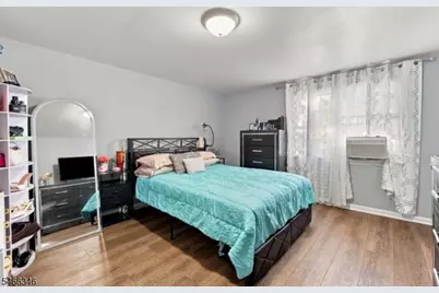 2 Keegan Pl, Sayreville, NJ 08872 - Photo 18