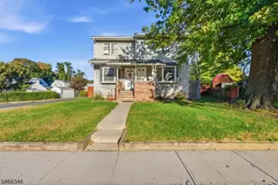2 Keegan Pl, Sayreville, NJ 08872 - Photo 1