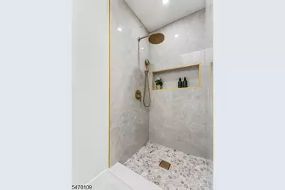 24A Dewey Dr, New Brunswick, NJ 08901 - Photo 20