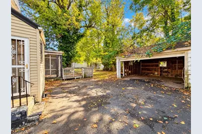 392 Berkeley Rd, Orange, NJ 07050 - Photo 18